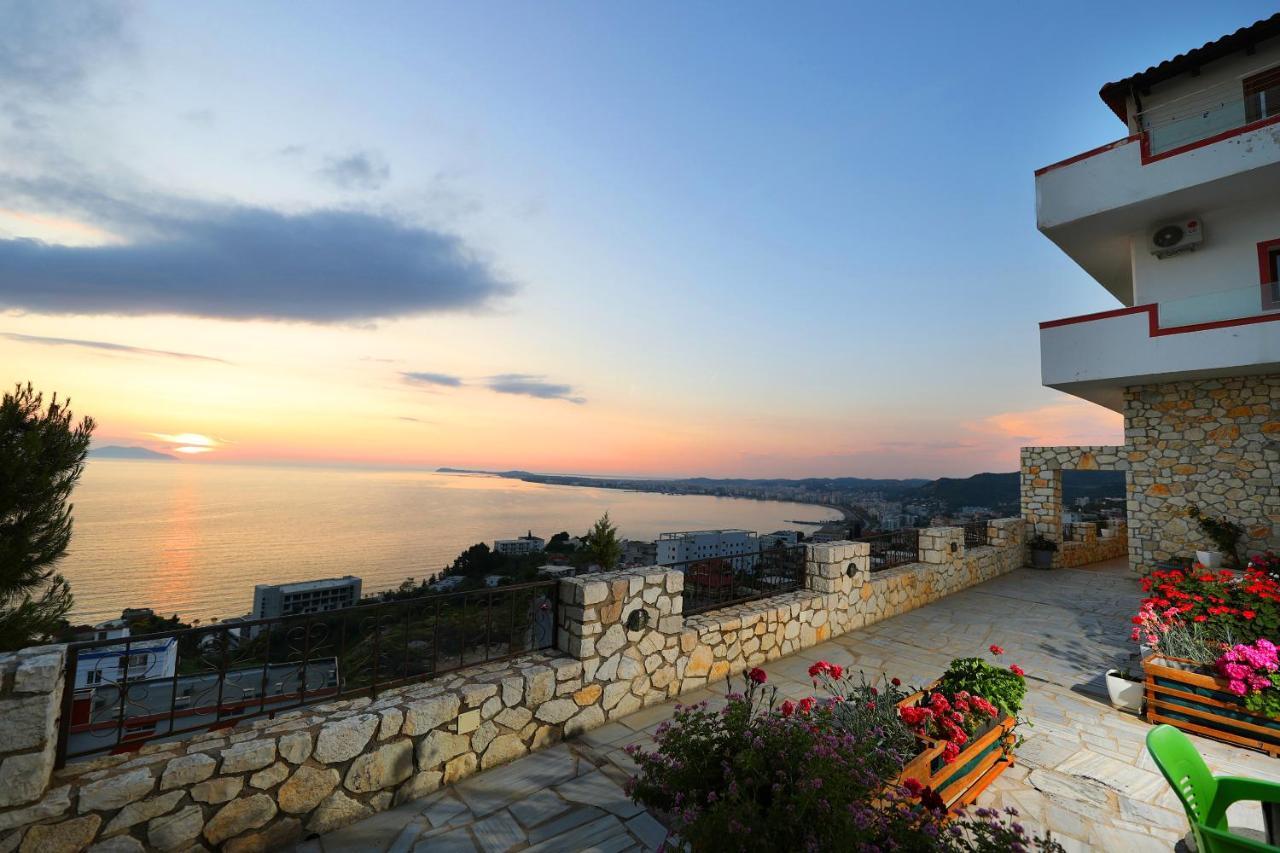 Dena * Vlore