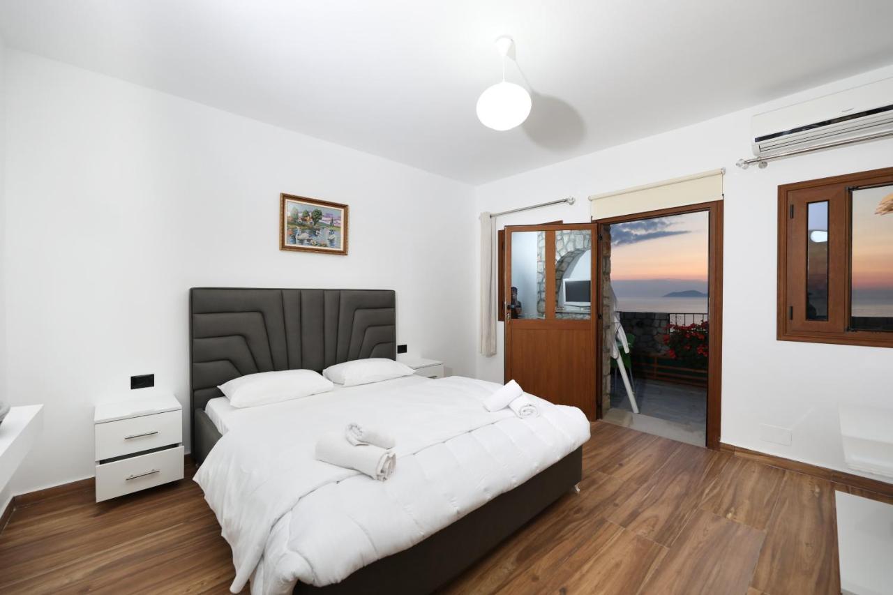 Dena Apartment Vlore