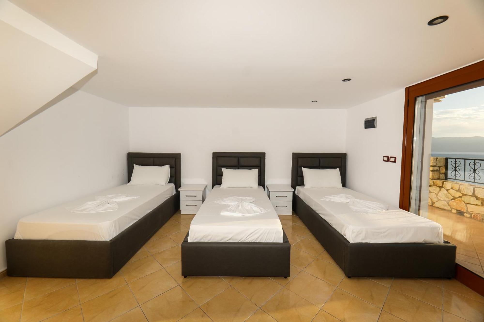 Apartment Dena